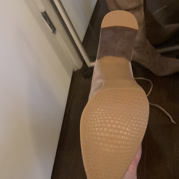 BRAND NEW STUART WEITZMAN HIGHLAND THIGH OTK BOOTS IN TAUPE GRAY SUEDE 8 - Picture 5 of 8